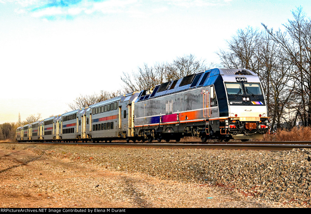 NJT 4549 on train 5431